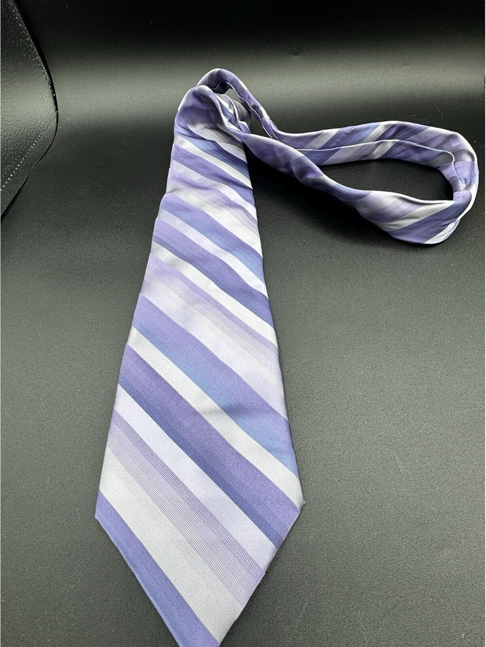 J. Ferrar 100% Silk Tie Purple Lavender Striped Made in USA Men’s Necktie